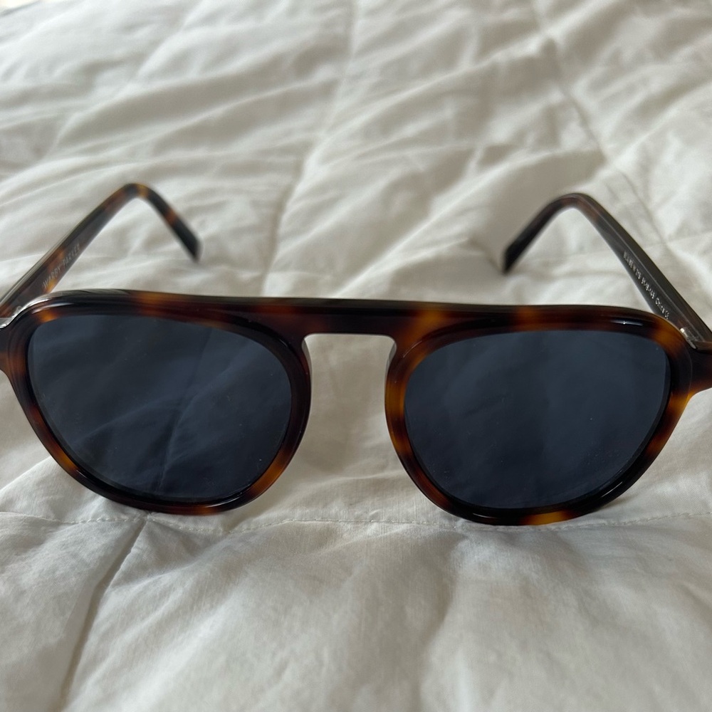 WARBY PARKER Blaise Sunglasses. Brand new never worn. Tortoise frame, dark lense